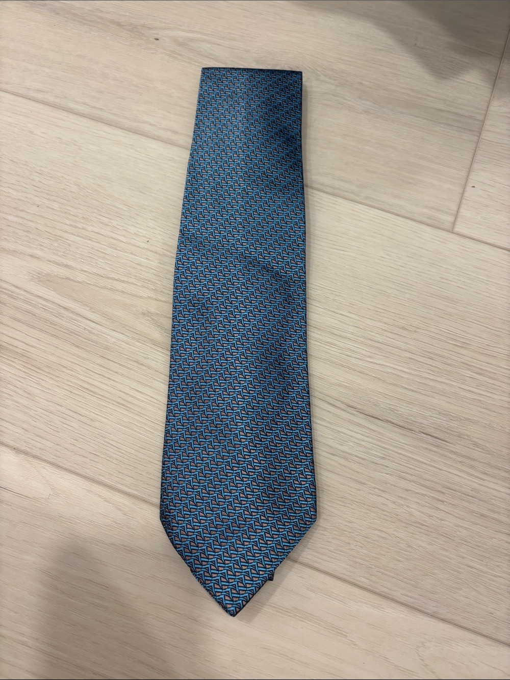 Charvet Blue Men's Tie with Subtle Pattern